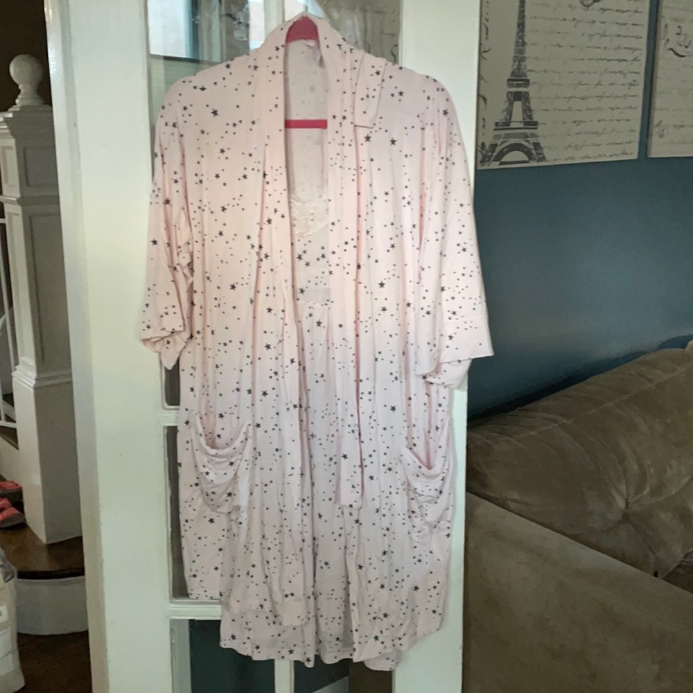 EUC Gap Body Nursing Gown and Robe Set Sz Small